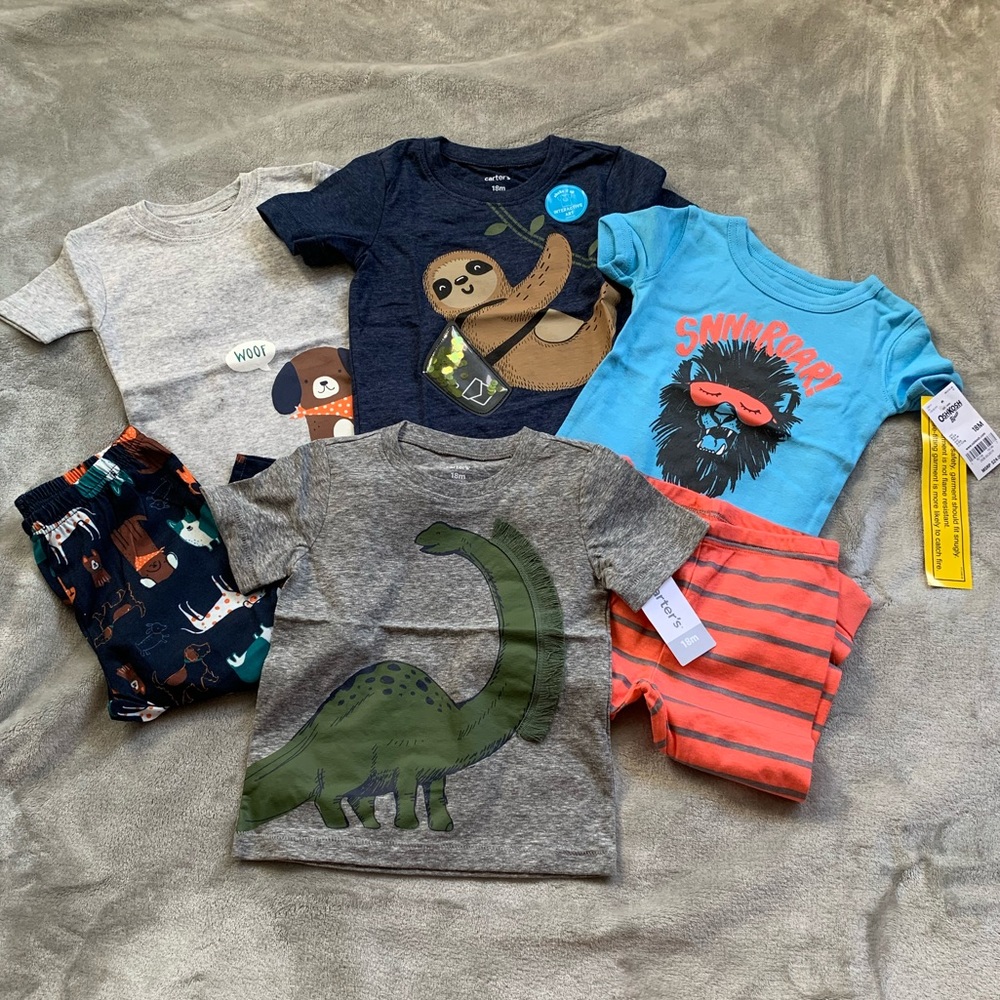Carter’s Boys 18M Bundle of 2 Outfits/2 Shirts.